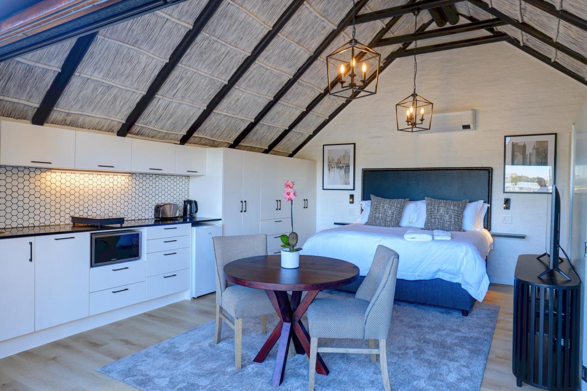 Cloverleigh Guest House ワイルダーネス エクステリア 写真